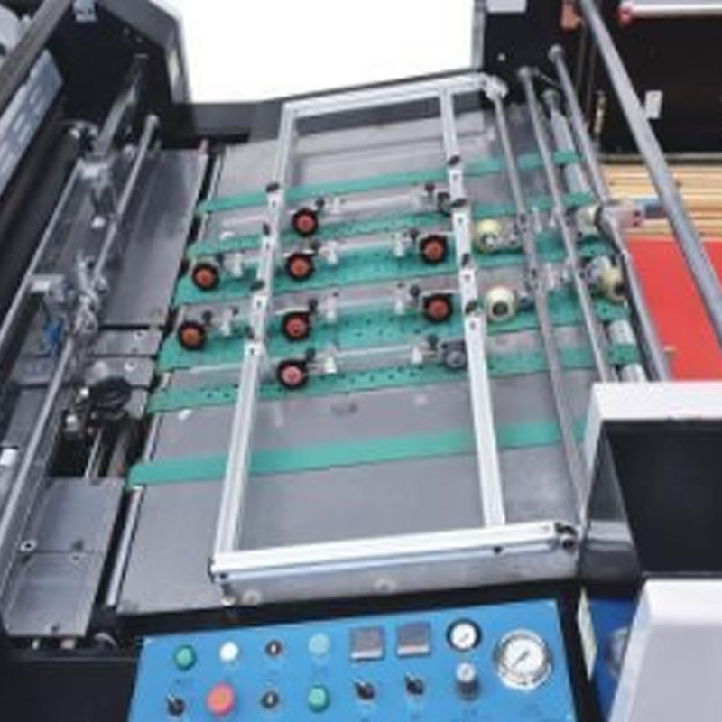 Hydraulic System High Speed Laminator for Albums